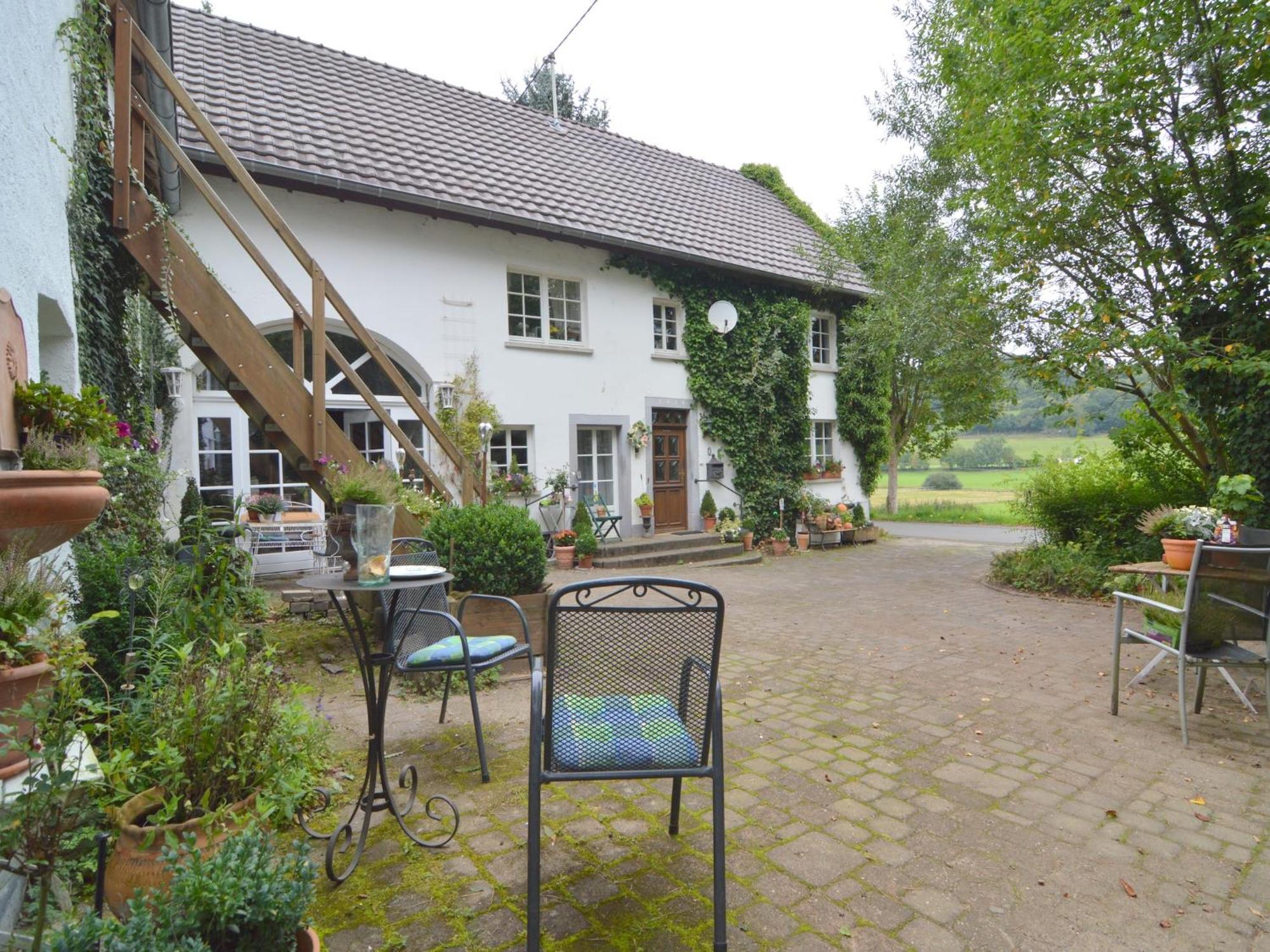 Cozy Apartment In Immerath With Fishing Near Exterior photo