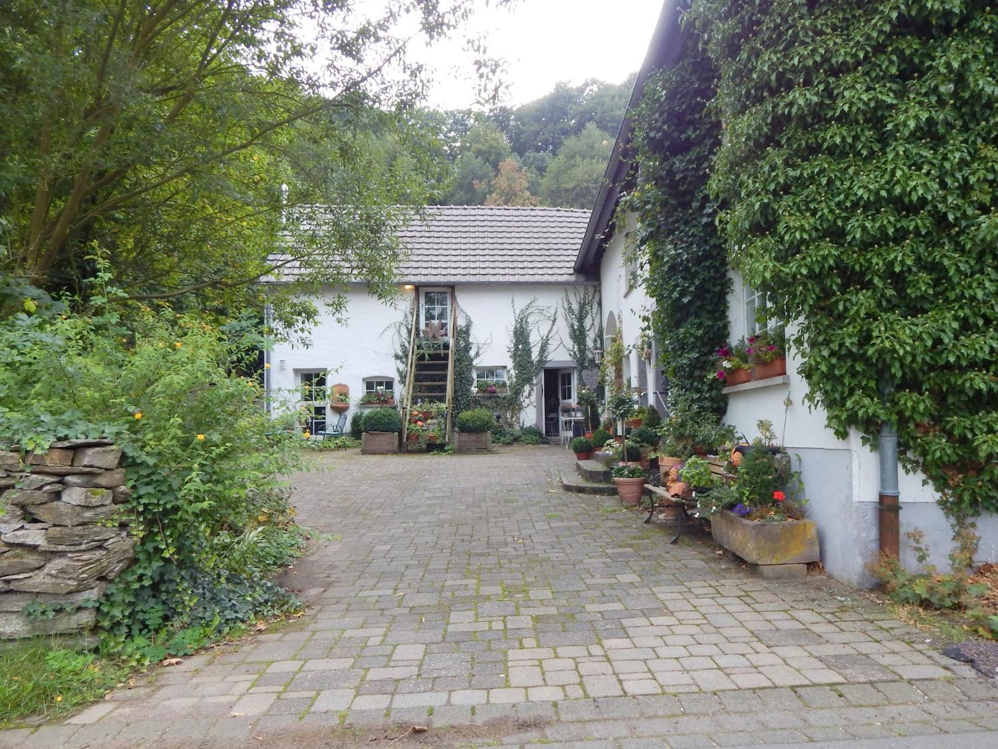 Cozy Apartment In Immerath With Fishing Near Exterior photo