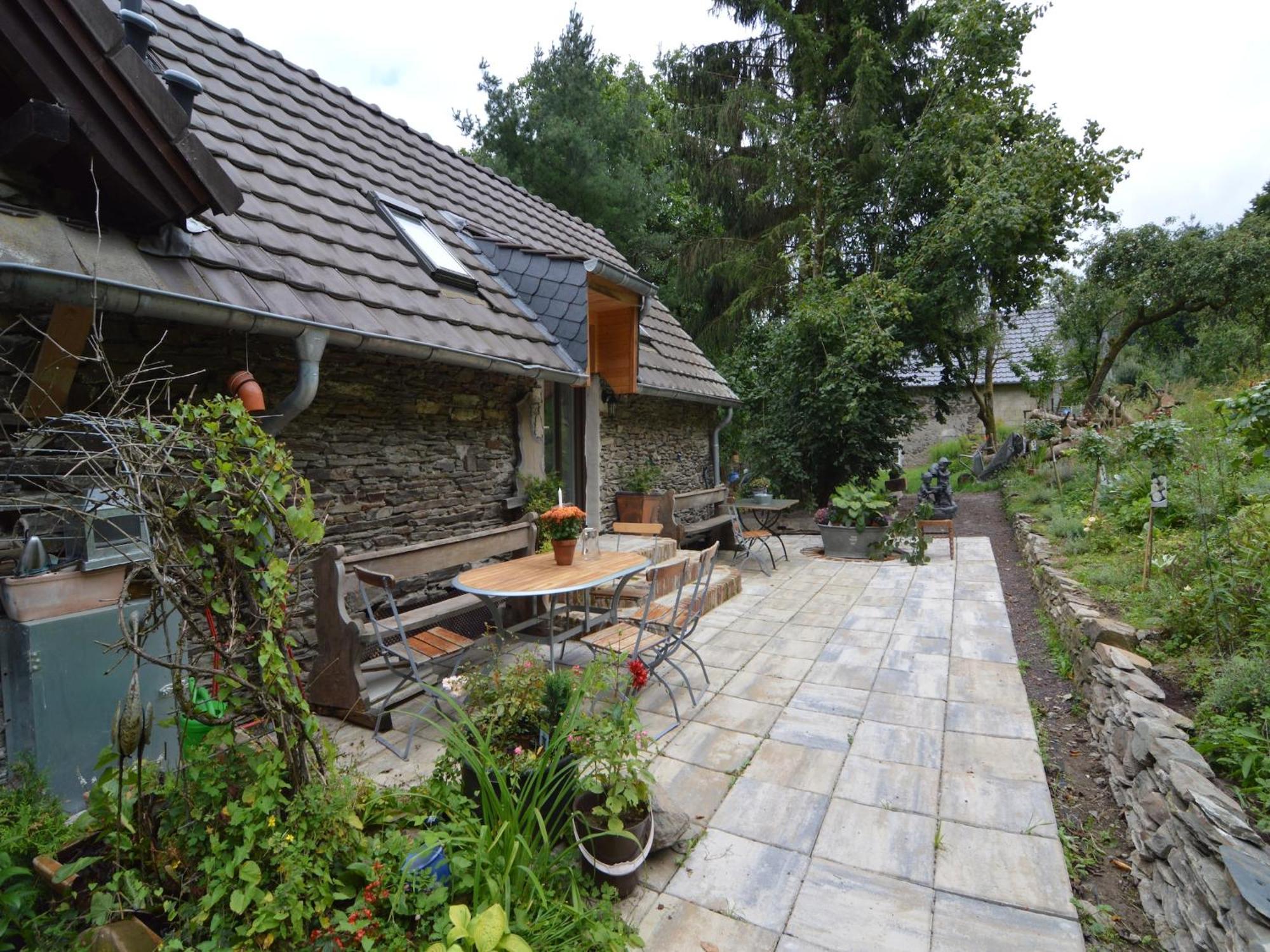 Cozy Apartment In Immerath With Fishing Near Exterior photo